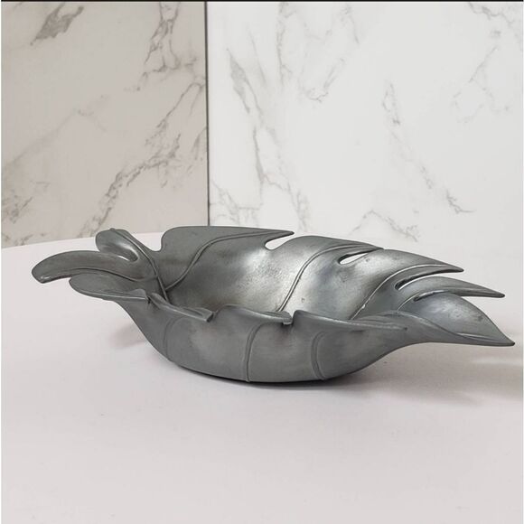 PEWTER Leaf Trinket Jewelry Dish Home Shelf Decor - Picture 8 of 8